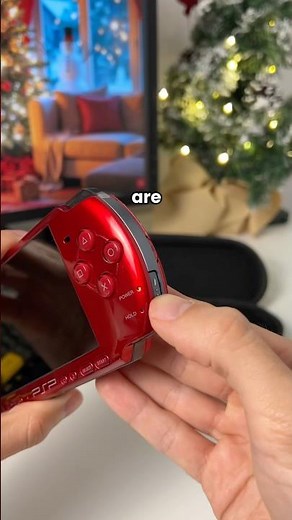 If you’re planning to get a PSP this Christmas, NEVER do this 😳🎁