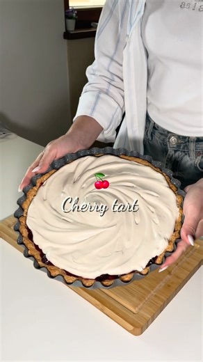 Sweet Cherry Tart 🍒🥧
