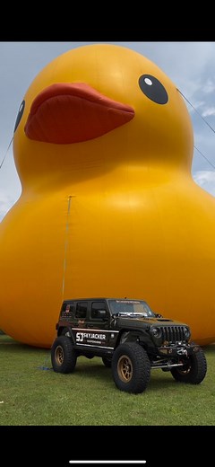 11K views · 57 reactions | Talk about getting ducked! World's Largest Rubber Duck came to good ole West Monroe. Fun local event to be a part of! Huge thanks to @knuckles_the_gladiator and Bayou Jeep Junkies for being the fourth anchor to keep Mamma Duck tied down! #antiquealley #worldslargestduck #mammaduck #skyjacker #bayoujeepjunkies #gladiator #jeepjk #jeepjl #alleypark #louisiana #local | Skyjacker Suspensions | Facebook