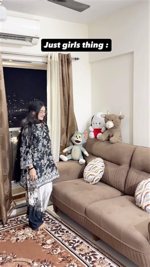 Kuch bhi ho cheezein jagah pe honi chahiye🫠 #saamiyashahidaly #shorts #trending