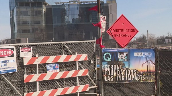 Downtown Austin businesses offering free parking during convention center construction