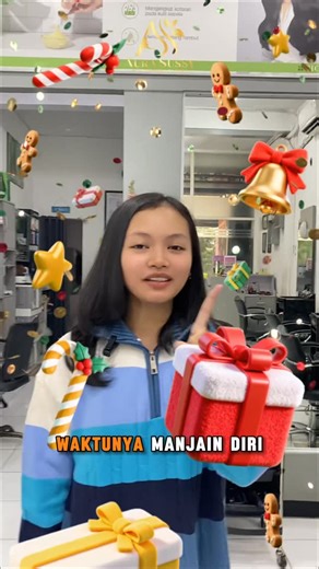 AURASUSSY Hair Design & Make up 👱‍♀️ on Instagram: "✨ PROMO SPECIAL ALL TREATMENT ✨ Awali tahun baru dengan self care terbaik 💆‍♀️💖 Nikmati DISKON 15% untuk semua treatment pilihan kamu! 💆‍♀️ Keratin Treatment 🛁 Creambath 💆 Hair Spa ❄️ Cool Therapy +++ 👣 Reflexy 📆 02 – 08 Januari 2026 Yuk manjakan diri kamu, karena rambut dan tubuh juga butuh dimengerti 💕 ✨ Slot terbatas, reservasi sekarang! 📲 WA: 0813-3156-2234 📍 Jl. Pumpungan 2 No.25A, Surabaya — HASHTAG: #promosalon #promojanuari #