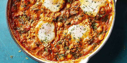 Eggs in Tomato Sauce with Chickpeas & Spinach