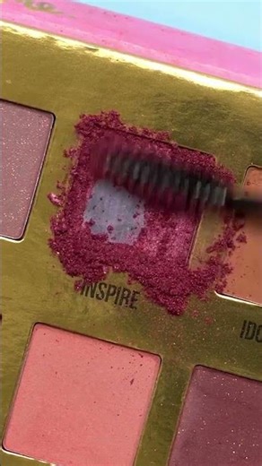 This LIPGLOSS Looks So Good! #makeup #beauty #beautyhacks