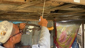 5.9K views · 67 reactions | Spraying sword with acrylic paint spray #sword #howto #metalworks #amazing #blacksmithing #reelsfb | METAL WORKS | Facebook