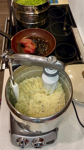 505K views · 36K reactions | This mixer is incredible for doughs and baking, but surprisingly you can do a lot of other useful things with it! I love using it to mix or mash things that otherwise might need to be done by hand.  #birchblockmarket #ankarsrumcanada #standmixer #kitchenappliance #kitchentool #kitchendetails | The Birch Block Market - Ankarsrum Canada | Facebook