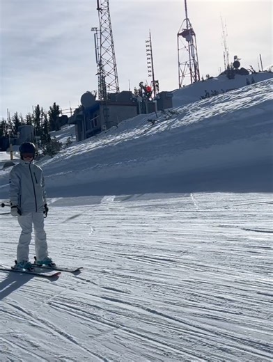 Jeremy Renner on Reels