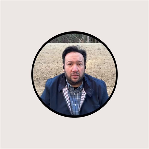 🎥 New Coaching Video | Consitency Beats Intensity | Change How You Approach Growth I just filmed a demo coaching session focused on a principle that consistently separates top performers from everyone else: Consistency beats intensity. Most professionals don’t struggle because they lack ambition or talent. They struggle because their effort is inconsistent—strong for short bursts, then interrupted by distractions, doubt, or fatigue. In this session, I break down: • Why short bursts of motivatio