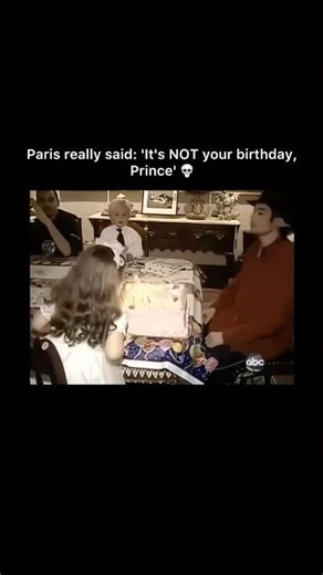 A rare moment between Michael Jackson and his daughter Paris jackson ❤️