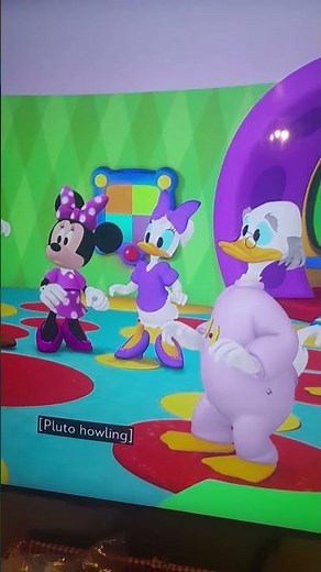 Everytime parts of the clubhouse disappears in Quest for the Crystal Mickey