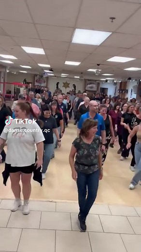 Une belle soirée avec la danse We Can't Wait ! Chers débutants, BRAVOOO POUR VOTRE DEUXIÈME SOIRÉE !#countrylife #tiktokquebec #dansecountry #coursdedanse #DanseCountryQuebec #countrydanser