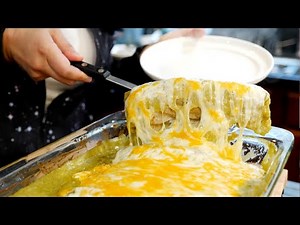 How to make FAMOUS Mexican WET Smothered Chile Verde BURRITOS Recipe