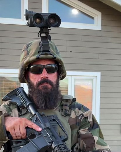 Much has changed over the years when it comes to helmets. @opscore_ #fastsf #helmet #m81