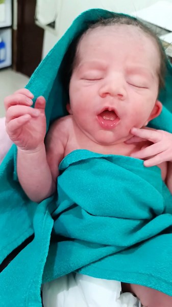 feeding reflex new born baby🥰