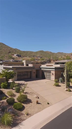 🔥🔥 JUST LISTED! 🔥🔥 📍 Adero Canyon | Fountain Hills, AZ 3 Bed | 4 Bath | 3,624 Sq Ft | 22,927 Sq Ft Lot Private Casita • Resort Pool • 4-Car Garage • Unreal Views! Say hello to desert drama done right 🤩 This jaw-dropping home in the exclusive Adero Canyon community is serving modern luxury meets mountain magic. Step through those custom steel doors into your own private courtyard and prepare to have your breath stolen. Inside, the open great room stuns with soaring ceilings, designer touche