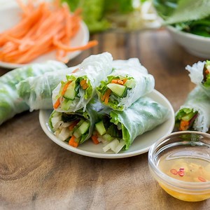 10K views · 105 reactions | Learn how to roll fresh rice paper spring...