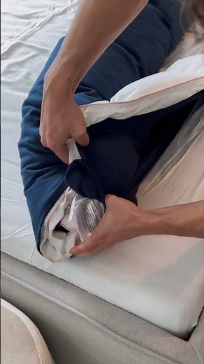 So einfach kannst Du Dein Bett beziehen 🛌 #hack #inspo #bedroom