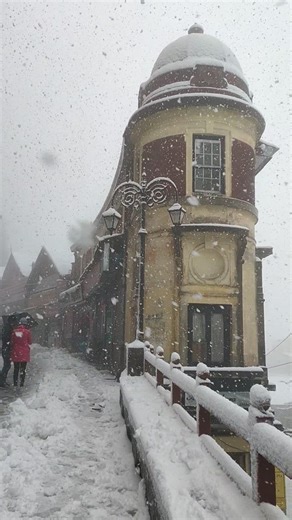 Shimla Captured/Photography on Instagram: "Shimla During Snowfall in Year January, 2020 Video Courtesy : - @shimla_captured (Don't post Video Without permission) Video Date : - 8th January, 2020 #shimla #shimlalife #shimlahills #shimla_captured #himachalpradesh #instahimachal #shimlasnowfall #himachalpradesh #snowfall #winteriscoming"