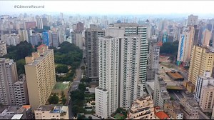 618K views · 4.4K reactions | A necessidade de ficar em casa, durante a pandemia, agravou os casos de violência contra crianças. Muitas estão convivendo com seus agressores. Pedro Henrick, de apenas 3 anos, foi mais uma vítima de agressões. Ao ficar sob os cuidados de uma babá, ele não resistiu aos maus tratos e faleceu. | Câmera Record | Facebook