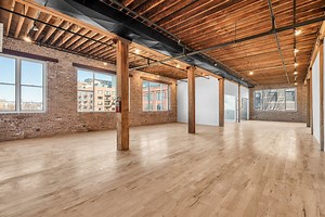 210 N Racine Ave, Chicago, IL 60607 - Office for Lease | LoopNet
