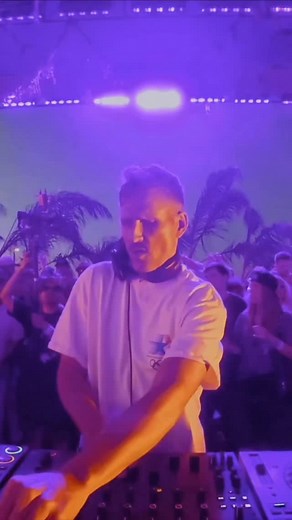 ‼️I Can’t Make You Love Me is OUT NOW. - I’ve been road testing this one for a while, excited for it to hit your playlists. Special B side “Started Over” is along for the ride. Link in bio. undux full album out December 4 | Kaskade