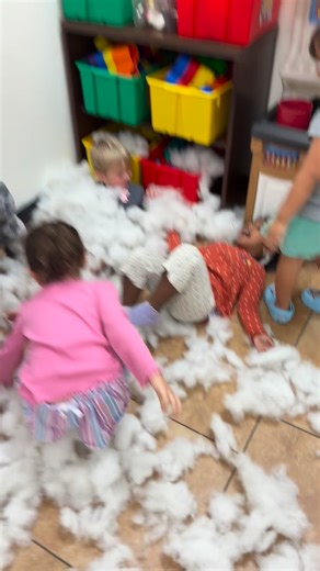 🌦️✨ Weather Week Recap! ✨🌈 Here’s a quick video of all the fun activities we did while learning about clouds, rain, sunshine, wind, and rainbows. Our little meteorologists had an amazing time exploring the weather through play and discovery! Thank you, families, for your support. We hope you enjoy the video! 🎥🥰 | Imagine and Learn Academy