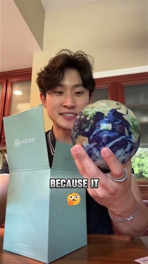 This Globe Moves by Itself… But How? 🤯🌍