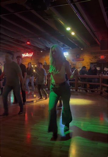 Lively Line Dance to 'Merry Go Round' by Kacey Musgraves