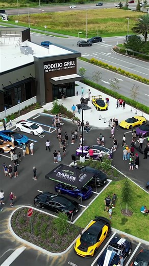 Rodizio Grill Cars, Community & Thanksgiving Event