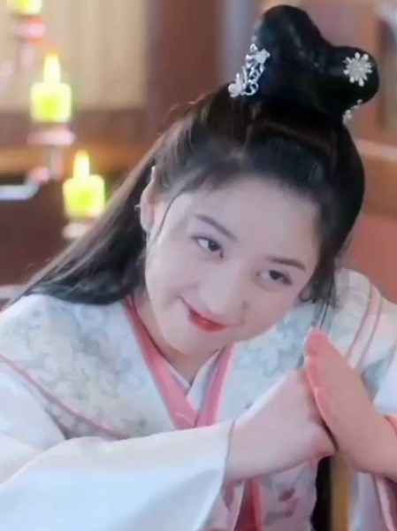 Hilarious and Cute Moments with Eleanor Lee