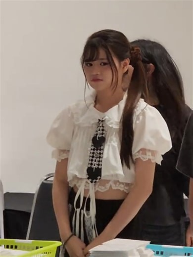 ความน่ารักของน้อง CGM48 ขายของระหว่างวัน