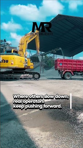 Komatsu PC210 Hustle | Fast-paced loading #ExcavatorWork #Komatsu #Industry #fypシ #viral #machinery