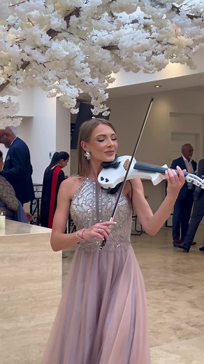 Tere Vaaste: A Beautiful Indian Wedding Song