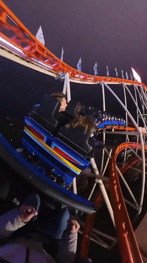 Olympia Looping Onride Oktoberfest München🎢🇩🇪 #olympia #OlympiaLooping #oktoberfest #achterbahn #rollercoaster #achtbaan #montagnerusse #montanarusa #horskadraha #rides #onride #thrillride #attraction #reelsviralシ #freizeitparkaktuell #Kirmes #münchen #london #germany #funfair #ferias #kermis #carnival #lunapark #amusementpark #parcodivertimenti #looping | FreizeitparkAktuell