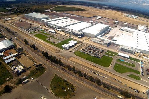 Durísimo golpe para México: la fábrica COMPAS en Aguascalientes de Nissan y Mercedes-Benz cerrará en 2026