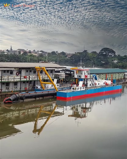 22-inch Cutter Suction Dredger Display With the integration of smart technologies and digital control systems, modern cutter suction dredgers are moving toward automation, remote operation, intelligent monitoring, and green energy solutions. #CutterSuctionDredger #DredgingEquipment #MarineEngineering #Dredging #PortConstruction #dredge #CoastalDevelopment #LandReclamation #DredgingSolutions #LeaderDredger