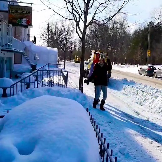 Larue 7060 & D65 Snow Removal Machine for Efficient Road Cleaning