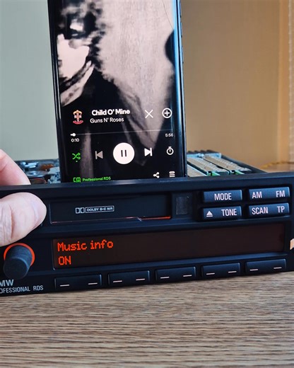 Professional RDS Bluetooth software — nearly finished 👀 Extensive display settings, selectable screensavers, final testing in progress 😁 Ending the year on a high note. Happy New Year 🎉 #bmwe36 #e36m3 #bmwe31 #z3m #z3coupe #z3mcoupe #bmwz3 #z3roadster #bmwclassic #850csi | BMWradios