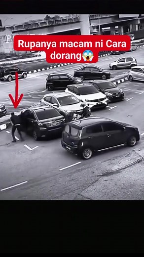 39 reactions · 29 shares | ⚠️温馨提醒大家⚠️ 最近又发生几起抢劫案 不管多赶时间，都要注意周围环境， 车门、包包都要锁好，不给坏人机会！ 请帮忙分享出去，让更多人知道❤️ | Winnie Soh | Facebook