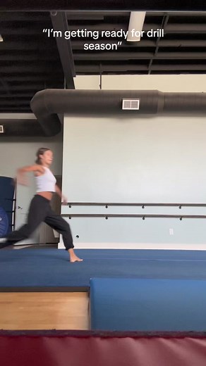 Here is us just flying our bodies around to get tricks!! Who wants more?? #fyp #drill #drillseason #fails #hurting @mia😽 @gracie