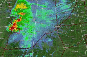 4:48a 5/18: Radar A complex of strong to severe storms is moving into western Central Alabama this morning. In addition to heavy rain and frequent lightning, these storms may pose a wind and hail threat as they move across the state. Any severe risk associated with this complex should end by 9 AM or earlier. #alwx | US National Weather Service Birmingham Alabama