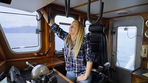 534K views · 8.2K reactions | Mandy Hansen, now in the captain’s seat of the Northwestern, makes a bold move to move the Wizard ship, angering Captain Keith Colburn. #DeadliestCatch | Discovery Channel Australia | Facebook