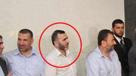 צה"ל ושב"כ ניסו לחסל את מרואן עיסא, סגנו של מוחמד דף: חמאס בודק את גורלו