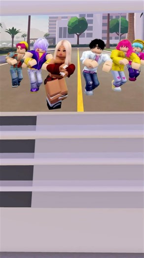 They saw her did the brookie bomb dance in the bigscreen... then this happened 😨 #shorts #roblox