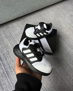 𝗠𝗔𝗗𝗘 𝗙𝗢𝗥 𝗠𝗜𝗡𝗜 𝗠𝗢𝗩𝗘𝗥𝗦. 🚀 The infant’s adidas Tensaur Run 3.0 delivers lightweight comfort and standout style for every adventure. Find them in-store at Footgear for R799,95. #OnlyAtFootgear​ #adidas #Footgear #BiggestBrands #BestPrices | Footgear