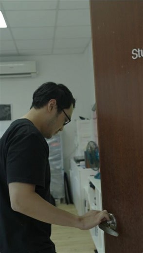 LABOUR BLOCK on Instagram: "LABOUR BLOCK Mini Docs Chapter 2: @hyper.press @darius_ou hyperpress is a research initiative and body of work exploring the intersections of 3D printing, graphic design and publishing—producing 3D printed books, objects and texts. Edit: JX Soo (@jadeexcess) Shot by: JX Soo + Justin Tan (@just.a.tin) -- OPEN STUDIO EVENT & MARKETPLACE 24—25 JAN, 1PM—8PM *SCAPE GROUND THEATRE (@scapesg) MORE INFO >>> LINK IN BIO"