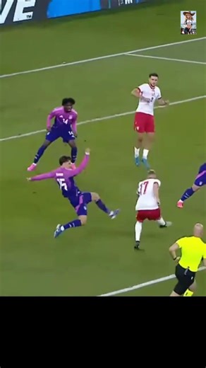 Solo Run from Halfway Line – A Ruthless Striker’s Masterpiece! #shorts