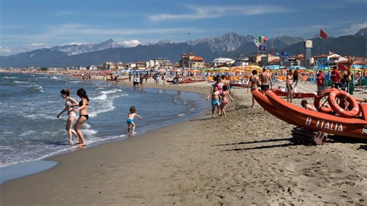 The sun spot under 3hrs from Ireland with sandy beaches, carnival & €25 flights