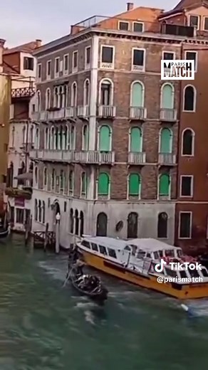 Frayeur à Venise : Bateau Hors de Contrôle Semé la Panique