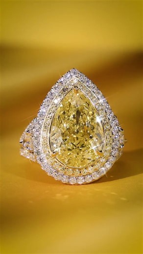 Some diamonds shine, others command the room 💍 We love Fancy Yellow Diamond jewelry💛 #LeVian #HighJewelry #YellowDiamond #VanillaDiamonds #FineJewelry #LuxuryJewelry #StatementRing
